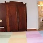 Gay Hostal Puerta Del Sol Madrid